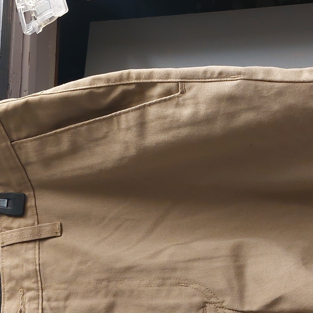 Volcom Shorts Sz 36 NWOT BUTTON MISSING - Picture 4 of 12